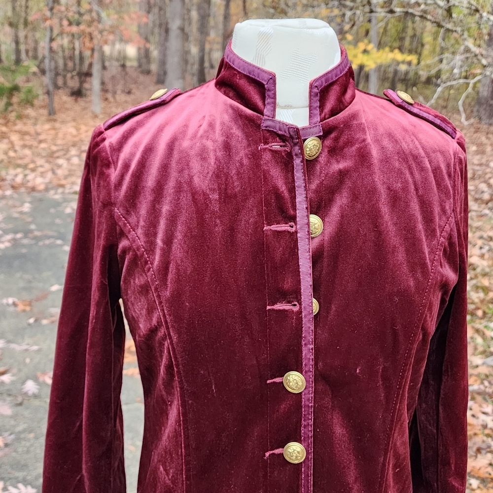 Trish Scully burgundy skirted jacket with gold buttons size 6 Bridgerton jacket - Picture 4 of 11